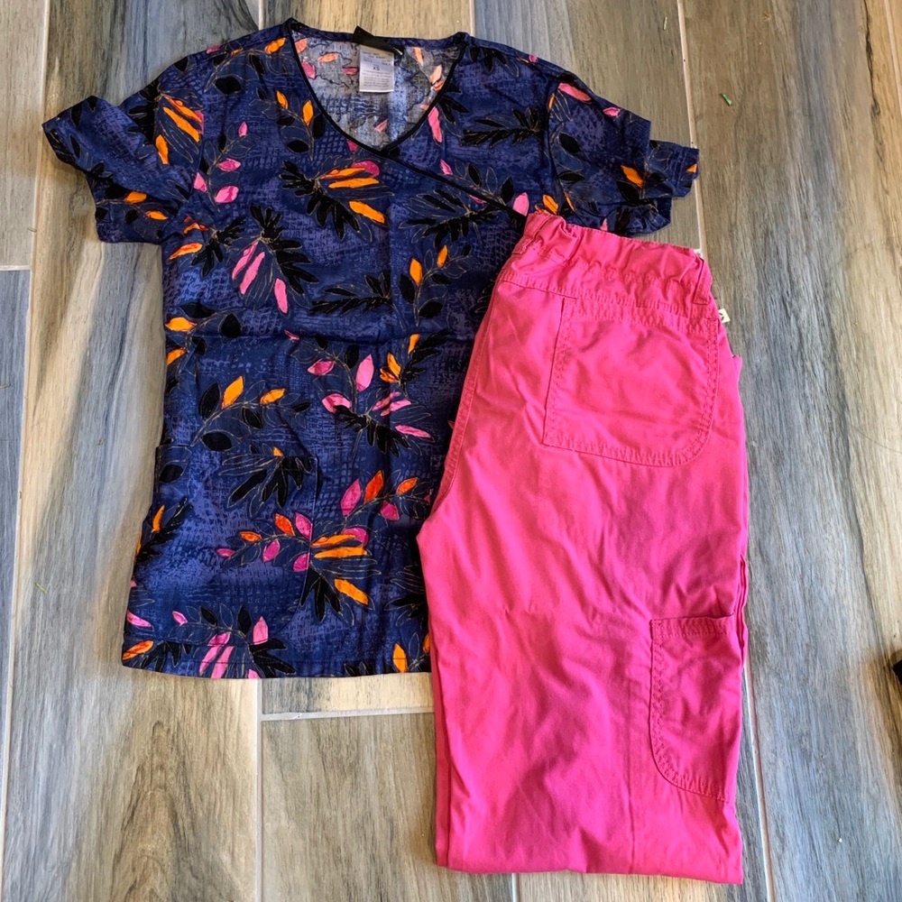 Scrubs lot. Mostly Dickies and Cherokee